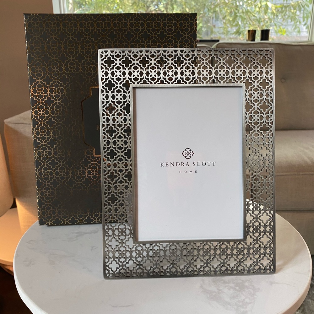 Kendra Scott Filigree Picture Frame